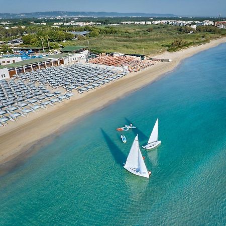 Granserena Hotel Torre Canne Esterno foto