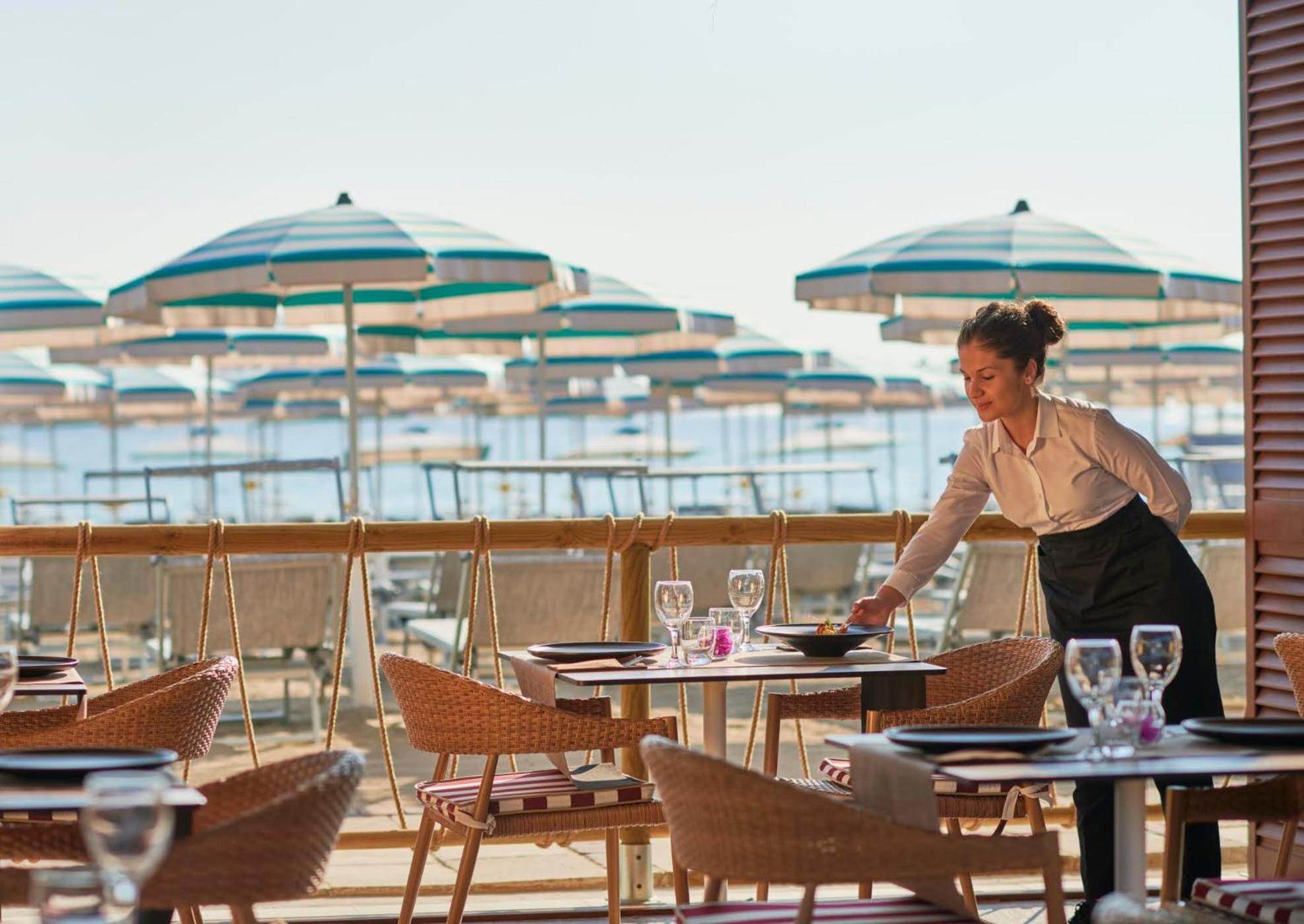 Granserena Hotel Torre Canne Esterno foto