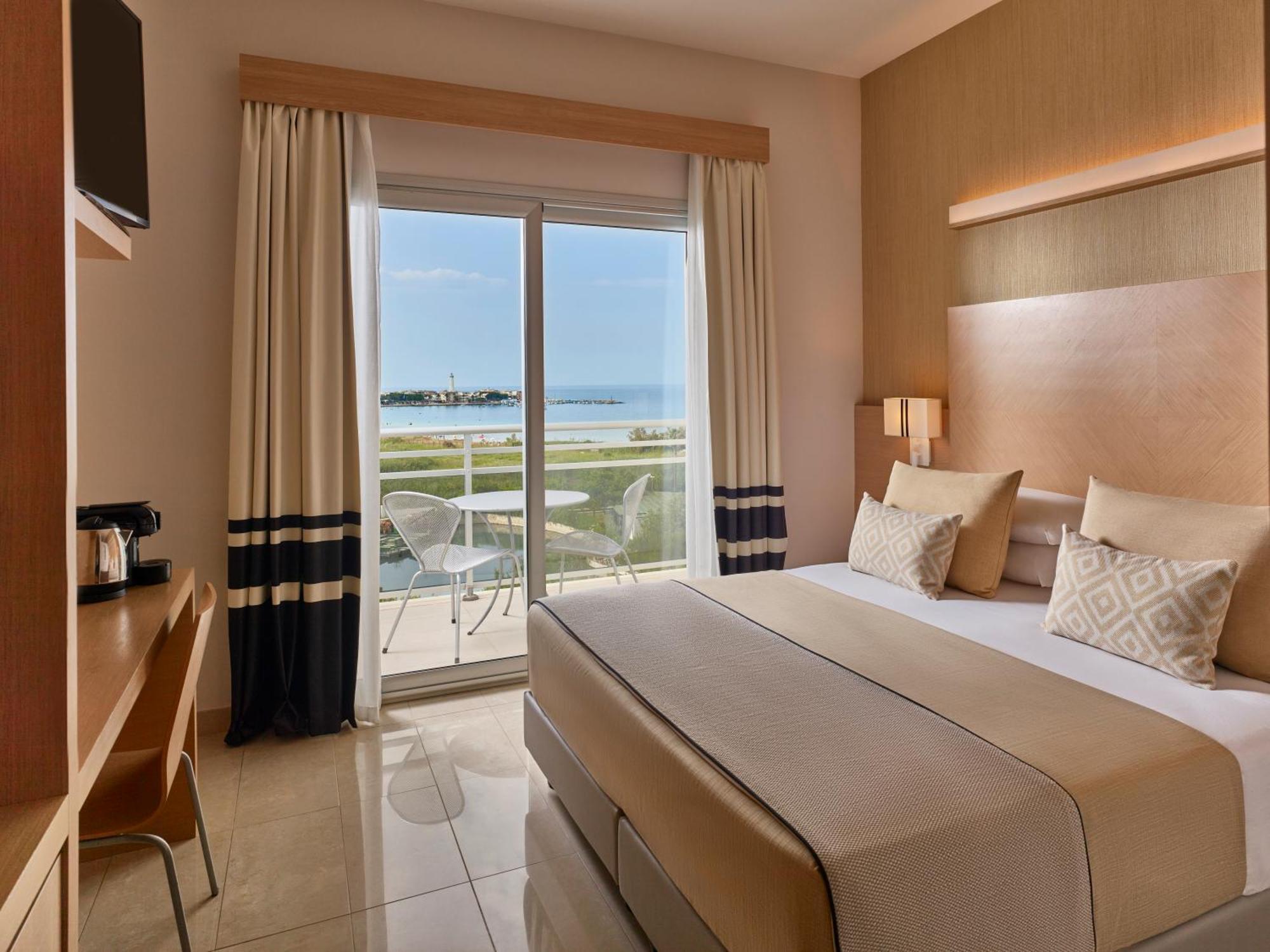Granserena Hotel Torre Canne Camera foto