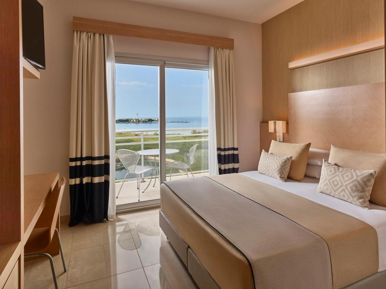 Granserena Hotel Torre Canne Camera foto