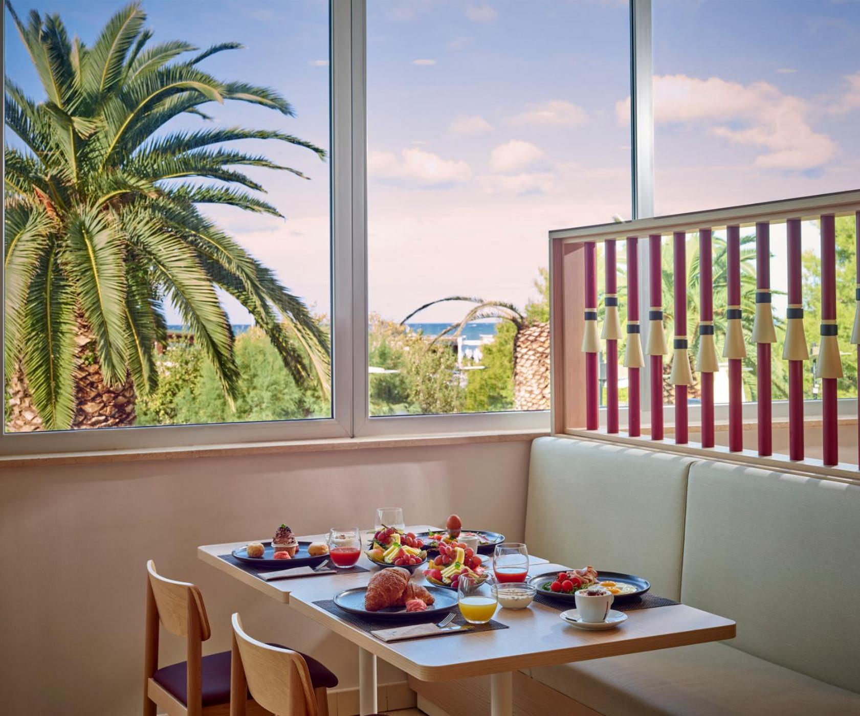Granserena Hotel Torre Canne Esterno foto